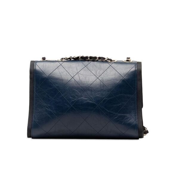 Pre Loved Chanel  19 Flap Bag in Blue Aged Calfskin Leather - Picture 3 of 8